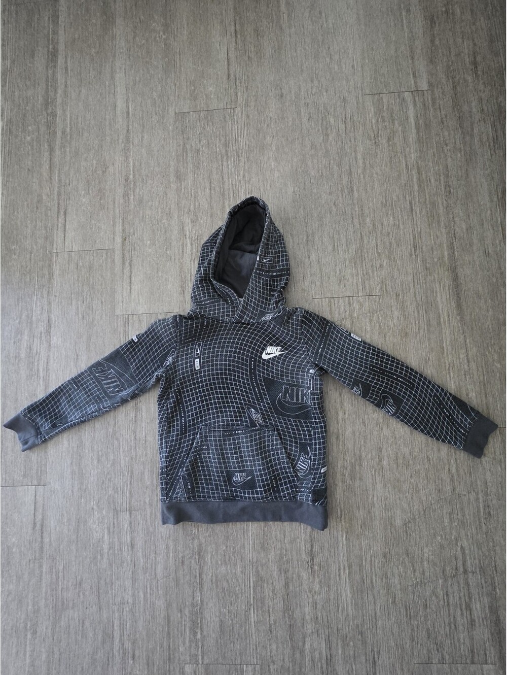 NIKE BOYS HOODIE YOUTH SZ 6/7